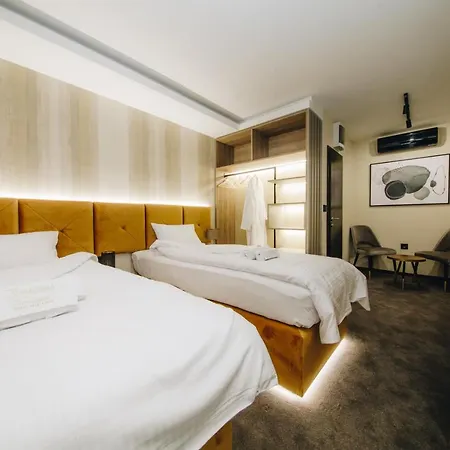 Boutique Luxury アパート