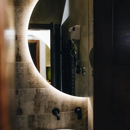 Boutique Luxury Apartment