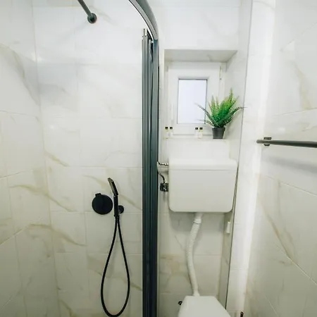 Boutique Luxury * كراغوييفاك