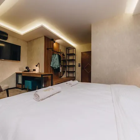Boutique Luxury Apartment