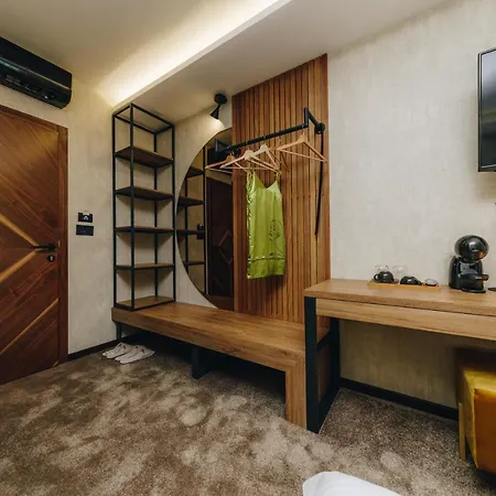 Boutique Luxury