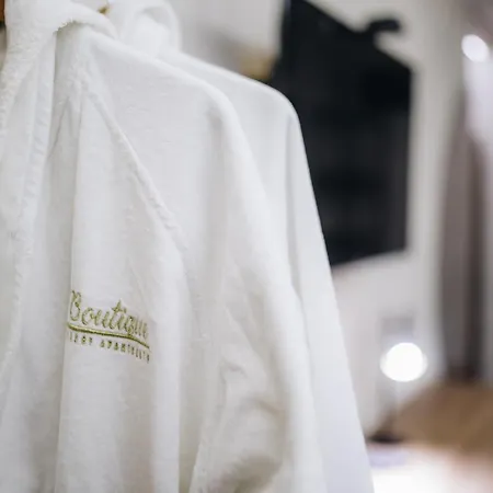 Boutique Luxury * クラグイェヴァツ