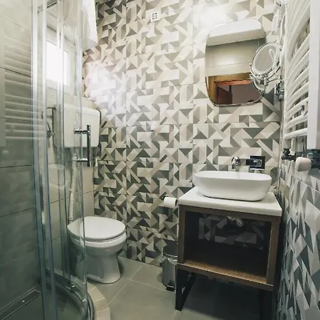 Boutique Luxury كراغوييفاك